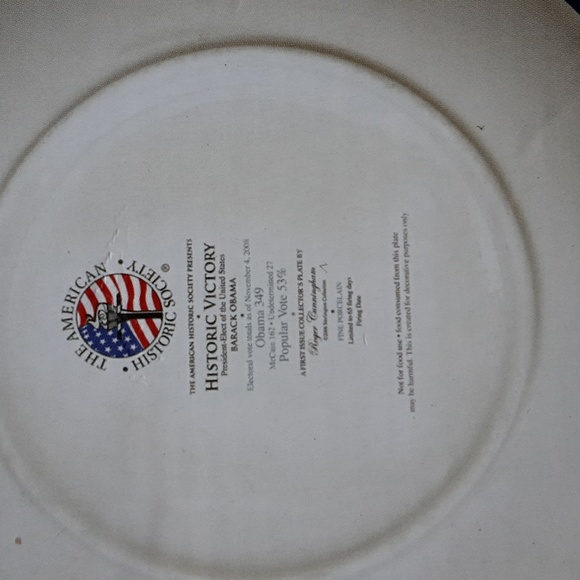 NWT Collectible Plate - Picture 3 of 4